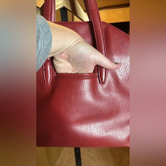 MATT & NAT BAXTER VEGAN TOTE BAG - DWELL BRICK RED VEGAN CRUELTY FREE RECYCLED - Picture 11 of 16